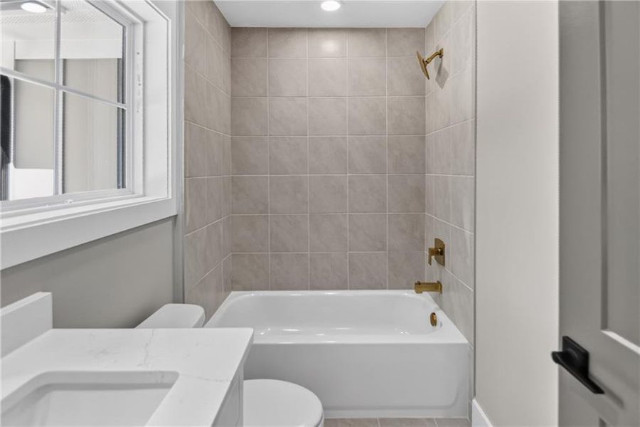 Furnished interior view inside a new home in , Stone Mountain (Image 72).