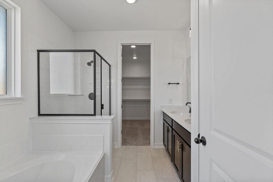 Note: Sample product photo. Actual exterior and interior selections may vary by homesite. Photo may be virtually staged Note: Sample product photo. Actual exterior and interior selections may vary by homesite. Photo may be virtually staged