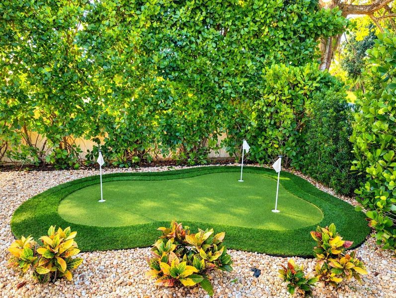 115-magic-way-putting-green-1-ai 115-magic-way-putting-green-1-ai