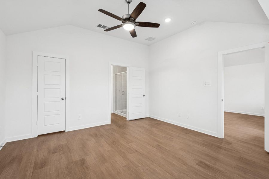 Spacious, unfurnished interior of a new home in Magnolia Ridge, Magnolia (Image 18).