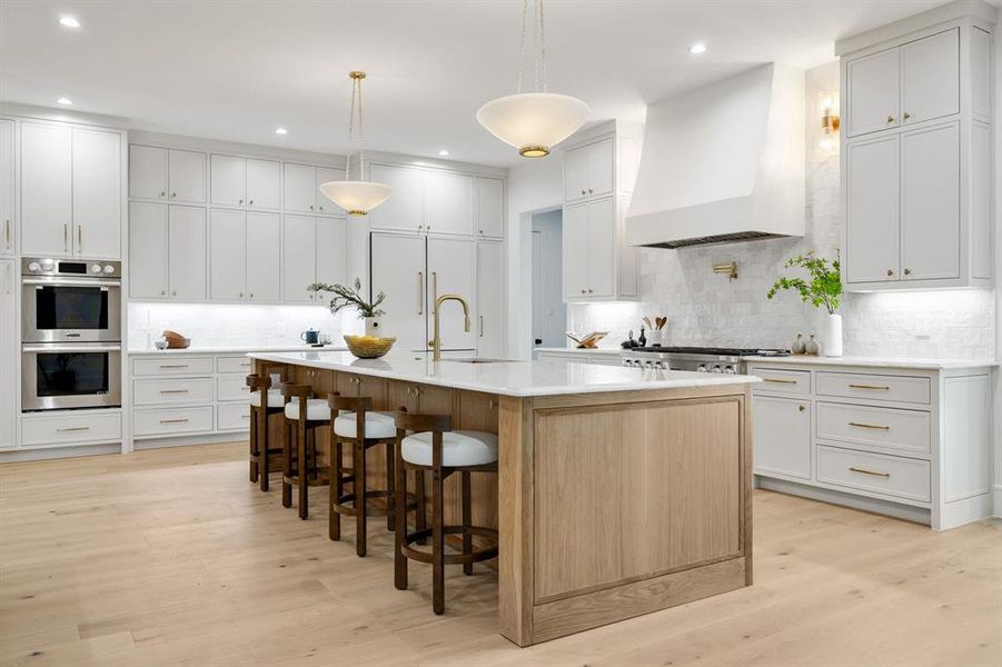 Furnished interior view inside a new home in , Dallas (Image 29). Furnished interior view inside a new home in , Dallas (Image 29).