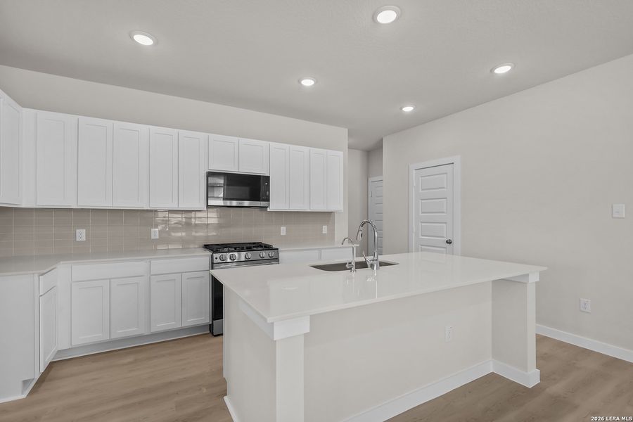 Furnished interior view inside a new home in Mesa Vista, San Antonio (Image 12).