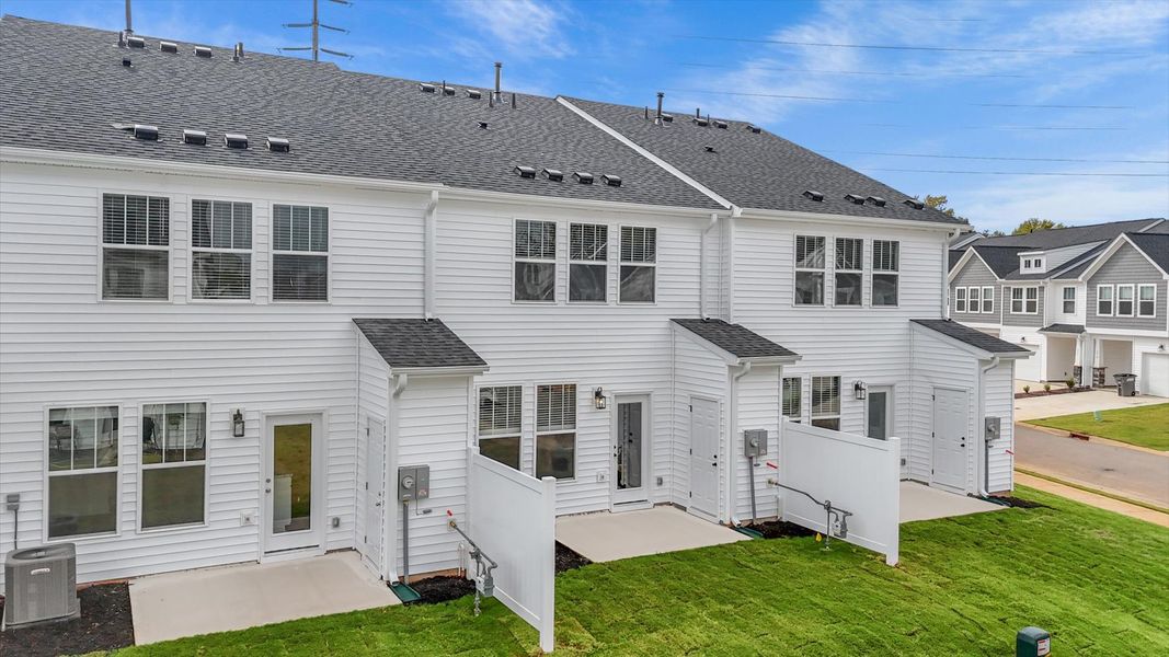 Eye-catching exterior and tasteful interior upgrades in a prime location Eye-catching exterior and tasteful interior upgrades in a prime location