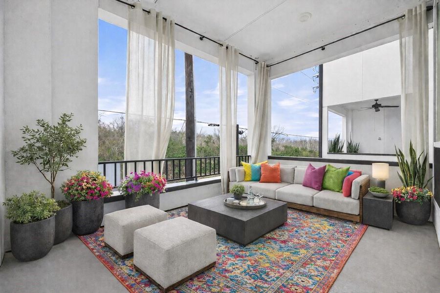 Image 38 of a home in The Corner At Buffalo Pointe.