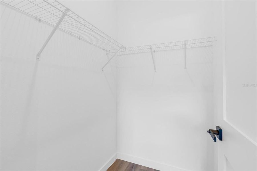 Spacious, unfurnished interior of a new home in , Citrus Springs (Image 16).