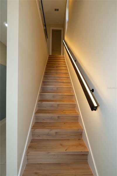 Image 41 of a home in .