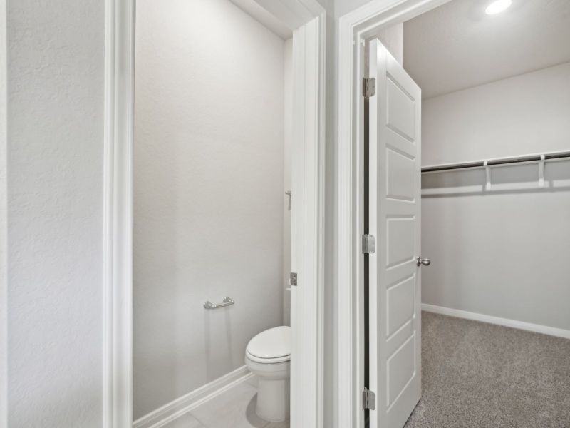 Primary suite bathroom in the Briscoe floorplan at a Meritage Homes community. Primary suite bathroom in the Briscoe floorplan at a Meritage Homes community.