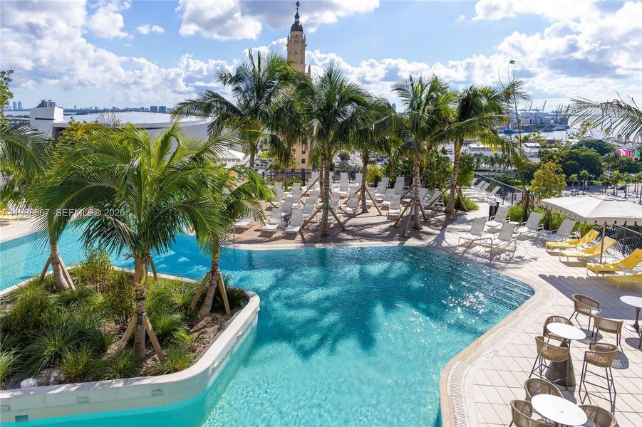 Community amenities in , Miami (Image 71).