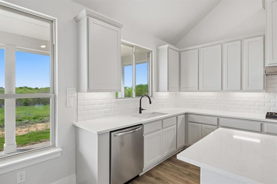 Furnished interior view inside a new home in Ellis Ranch Estates, Waxahachie (Image 8).