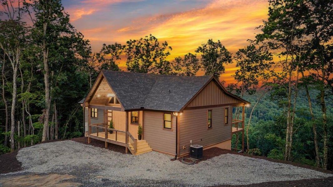 Exterior details and patio area of a home in , Blue Ridge (Image 38).