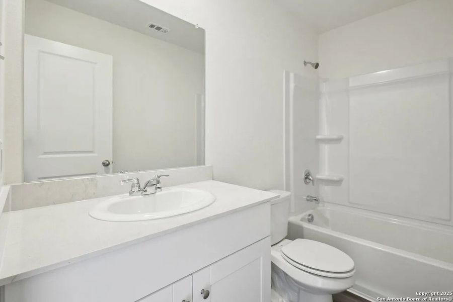 Furnished interior view inside a new home in Saddlebrook Ranch, Schertz (Image 11).