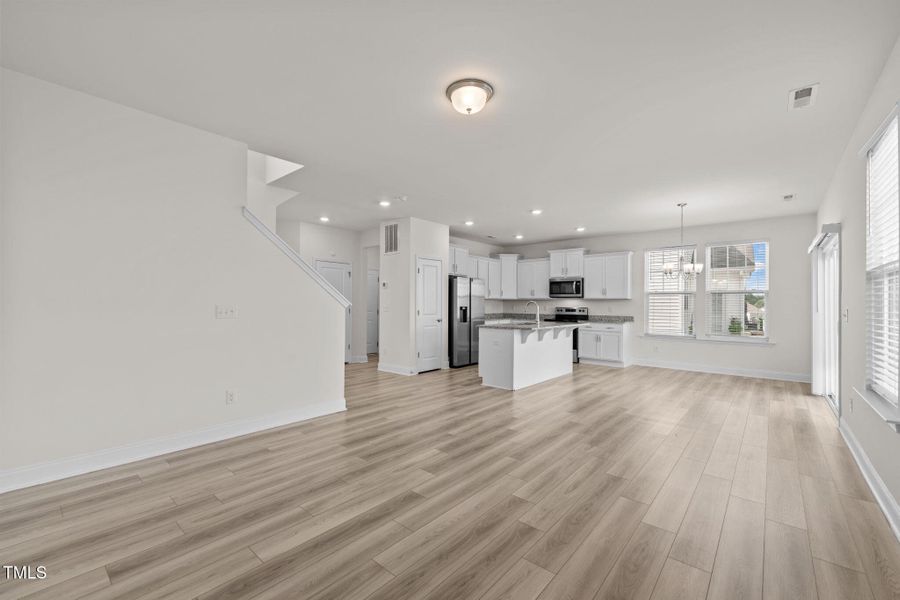 18-web-or-mls-5Z8A2756 18-web-or-mls-5Z8A2756