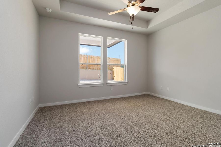 Spacious, unfurnished interior of a new home in Hunters Ranch, San Antonio (Image 18). Spacious, unfurnished interior of a new home in Hunters Ranch, San Antonio (Image 18).