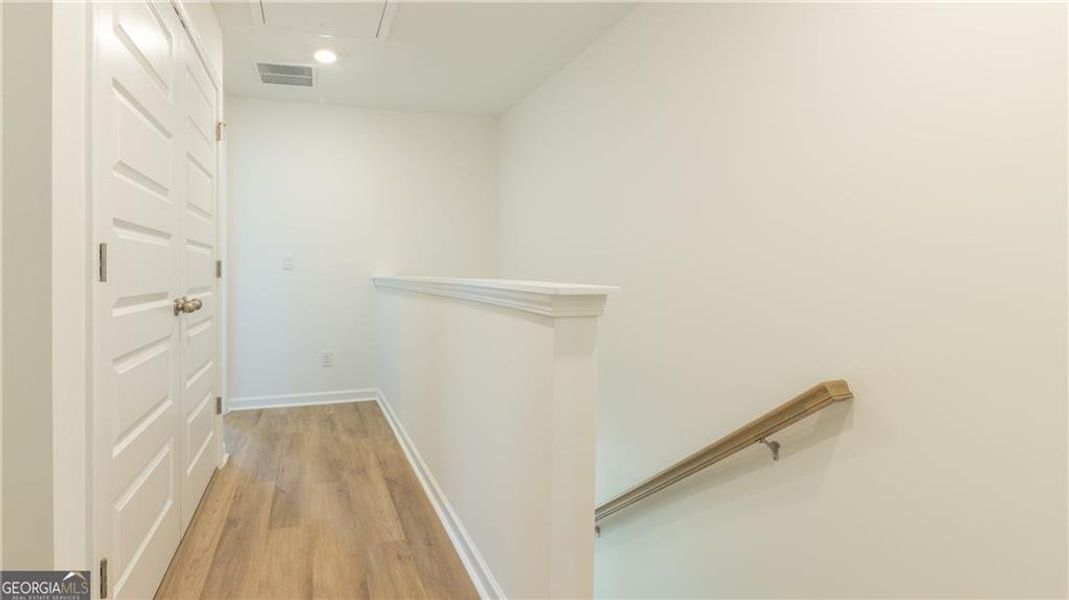 Spacious, unfurnished interior of a new home in Benteen Reserve, Atlanta (Image 20).