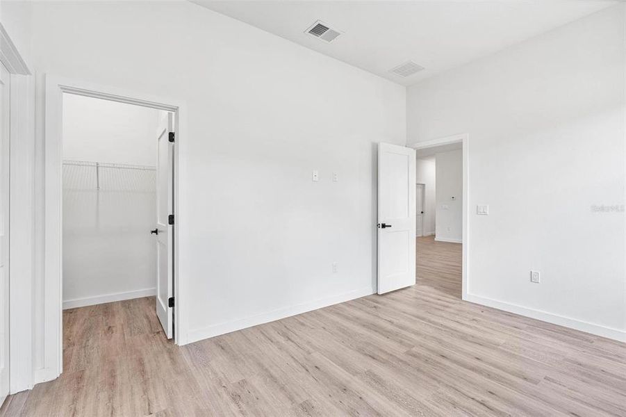 Spacious, unfurnished interior of a new home in , Citrus Springs (Image 28). Spacious, unfurnished interior of a new home in , Citrus Springs (Image 28).