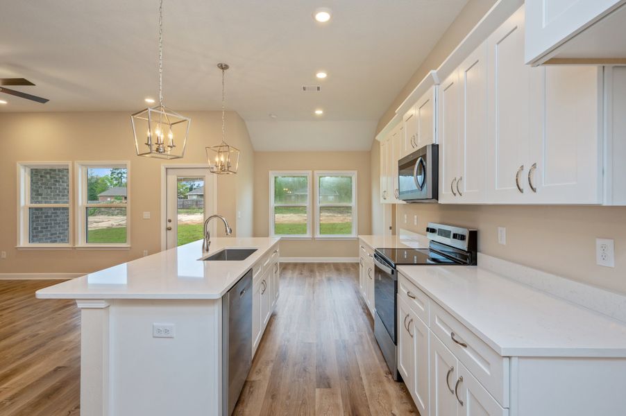 Representative furnished interior of a home built from the Jackson by CJL Homes in Oak Hollow, Crestview (Image 11).