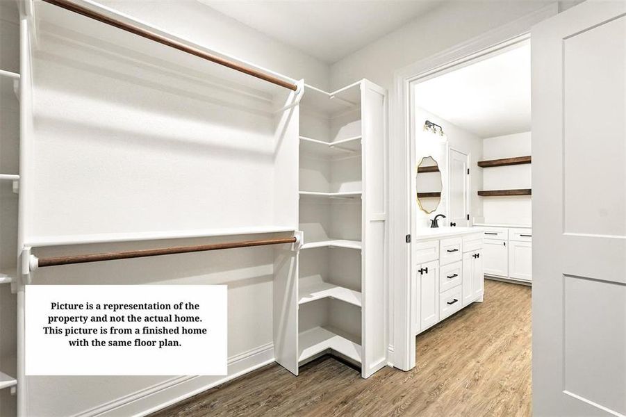 Furnished interior view inside a new home in , Abilene (Image 5).