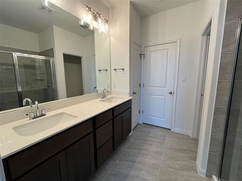Furnished interior view inside a new home in Wellspring, Round Rock (Image 10). Furnished interior view inside a new home in Wellspring, Round Rock (Image 10).