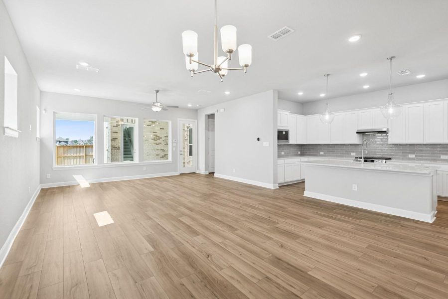 Spacious, unfurnished interior of a new home in Riceland 50’ Alley Load Homesites, Mont Belvieu (Image 10).