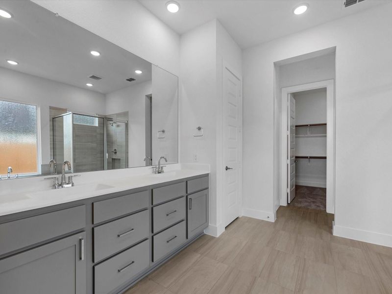 Furnished interior view inside a new home in Tompkins Reserve, Katy (Image 4). Furnished interior view inside a new home in Tompkins Reserve, Katy (Image 4).