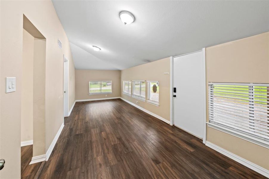 Spacious, unfurnished interior of a new home in , Quitman (Image 10).