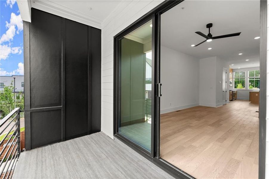 Exterior details and patio area of a home in , Alpharetta (Image 2).