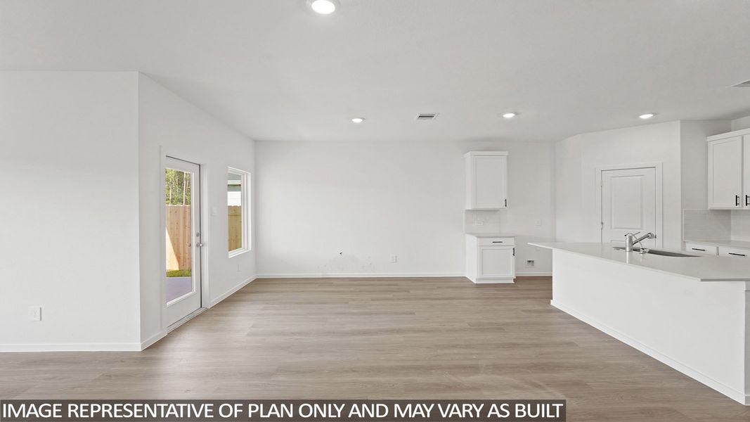 Spacious, unfurnished interior of a new home in New Waverly Station, New Waverly (Image 14). Spacious, unfurnished interior of a new home in New Waverly Station, New Waverly (Image 14).
