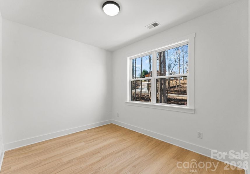 Spacious, unfurnished interior of a new home in , Shelby (Image 13).