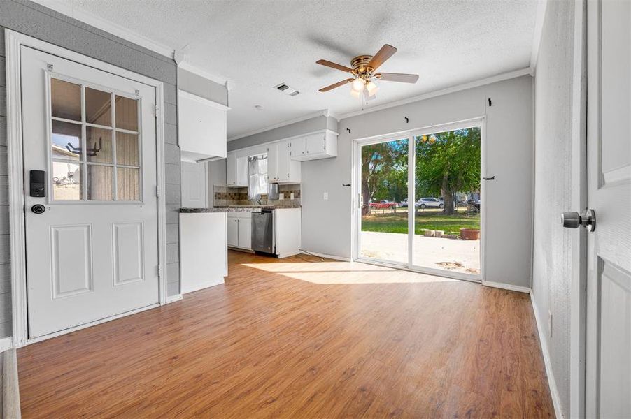 Spacious, unfurnished interior of a new home in , Blossom (Image 20). Spacious, unfurnished interior of a new home in , Blossom (Image 20).