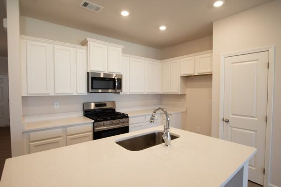 Representative furnished interior of a home built from the Augusta by Piedmont Residential in Villages at Cedar Hill, Dallas (Image 8).