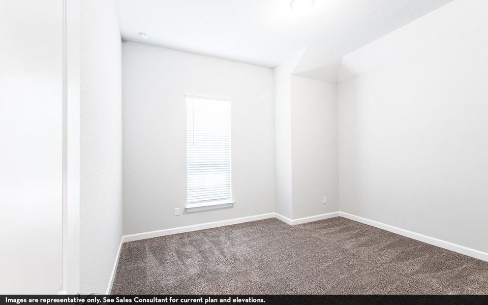 Spacious, unfurnished interior of a new home in Suncreek Estates, Rosharon (Image 14).