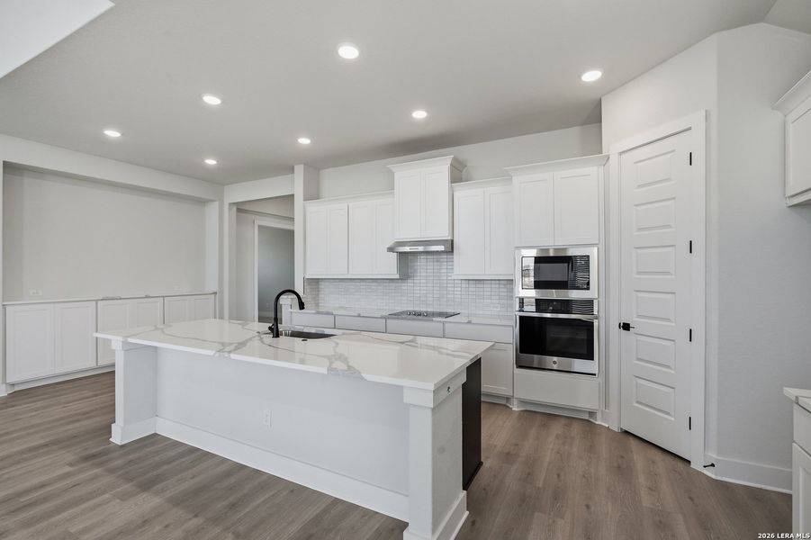 Furnished interior view inside a new home in Sienna Lakes, San Antonio (Image 9).