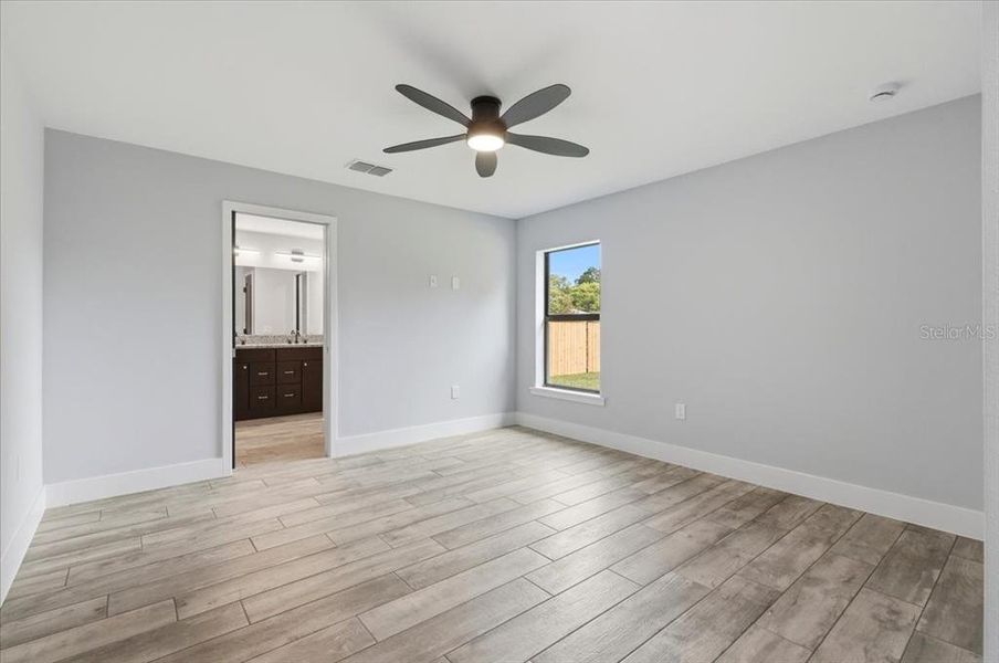 Spacious, unfurnished interior of a new home in , Auburndale (Image 22).