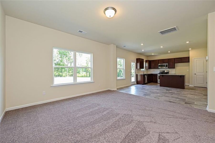 Spacious, unfurnished interior of a new home in Hawks View, Ringgold (Image 22).
