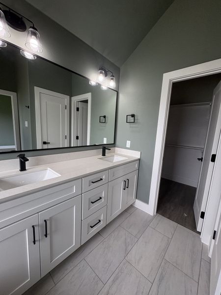 Furnished interior view inside a new home in Stillwater Lake Estates, Godley (Image 7).