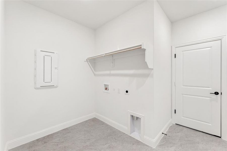 Spacious, unfurnished interior of a new home in Wildflower Ranch 60-65, Fort Worth (Image 32). Spacious, unfurnished interior of a new home in Wildflower Ranch 60-65, Fort Worth (Image 32).