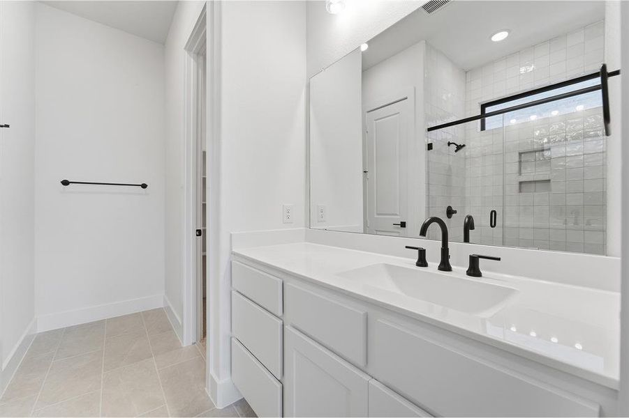 Furnished interior view inside a new home in Craig Ranch, McKinney (Image 7).
