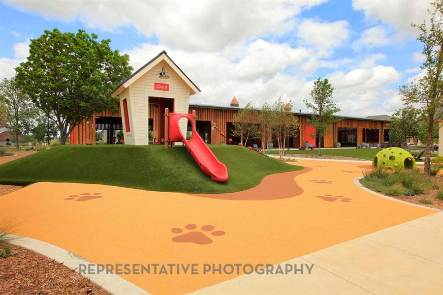 Community amenities in Pecan Square: 50ft. lots, Northlake (Image 9). Community amenities in Pecan Square: 50ft. lots, Northlake (Image 9).