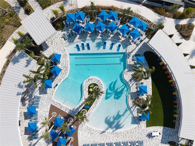 Community amenities in EverBe, Orlando (Image 39).