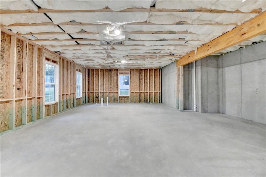 Spacious, unfurnished interior of a new home in , Buford (Image 39).