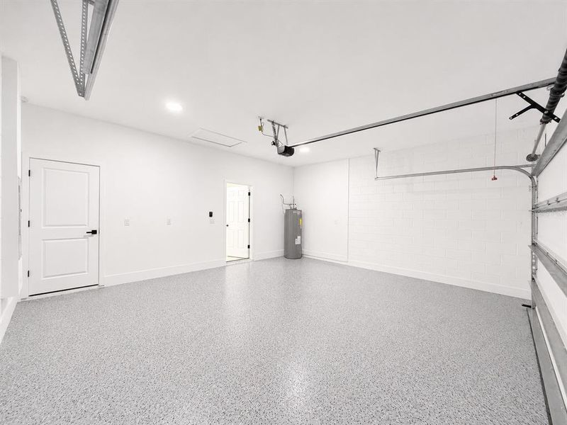 Spacious, unfurnished interior of a new home in , Orange City (Image 14). Spacious, unfurnished interior of a new home in , Orange City (Image 14).