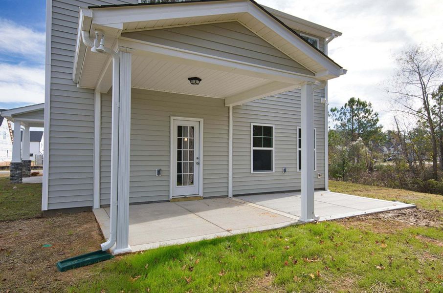 Covered Porch with Patio Option Covered Porch with Patio Option