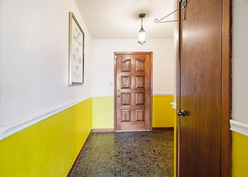 Spacious, unfurnished interior of a new home in , Pattonville (Image 9). Spacious, unfurnished interior of a new home in , Pattonville (Image 9).