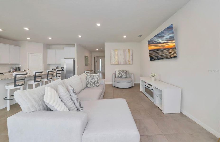 Furnished interior view inside a new home in Coddington, Bradenton (Image 8).