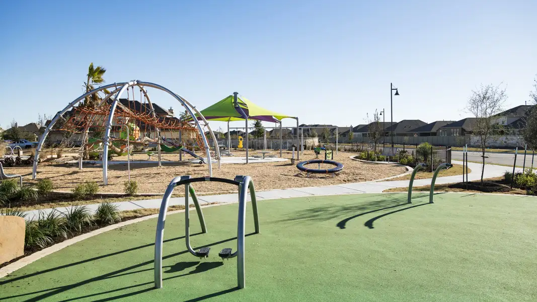 Community amenities in Santa Rita Ranch, Liberty Hill (Image 4).