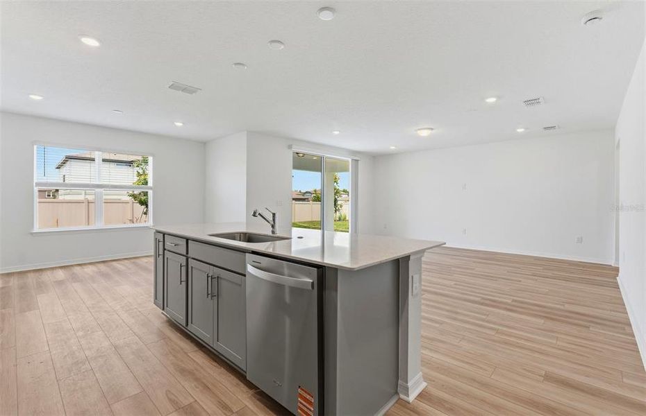 Furnished interior view inside a new home in Silverlake, Lake Alfred (Image 5).