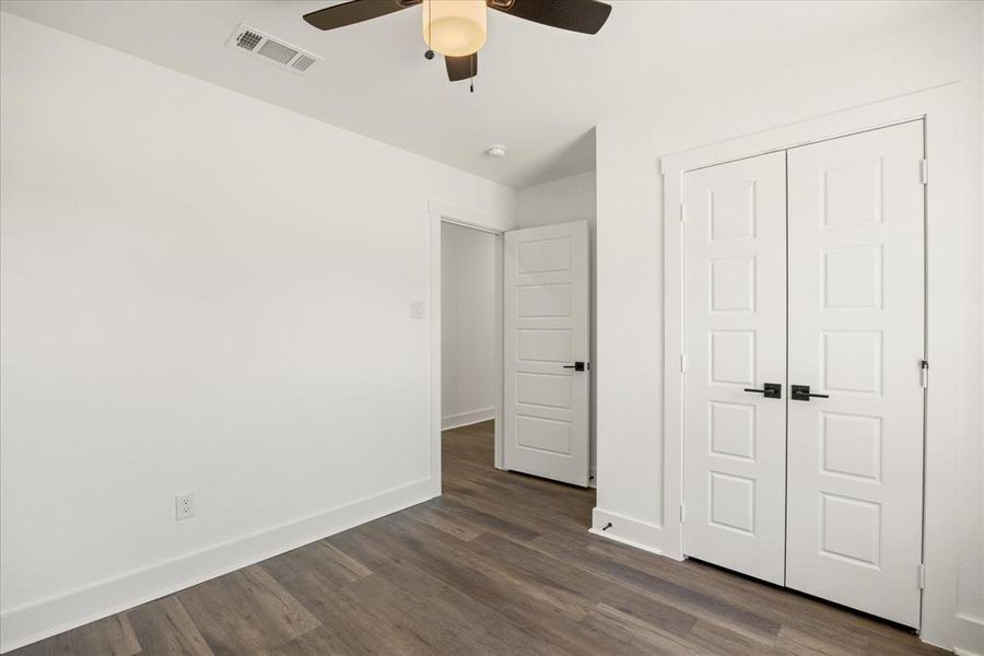 Spacious, unfurnished interior of a new home in , Tolar (Image 14). Spacious, unfurnished interior of a new home in , Tolar (Image 14).