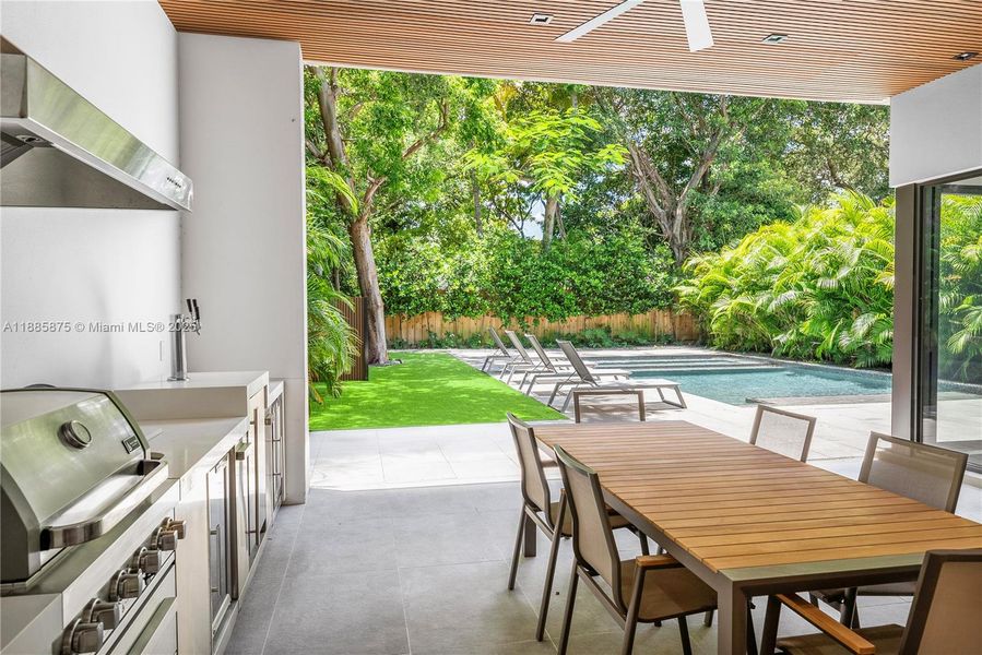 Outdoor dining area/kitchen Outdoor dining area/kitchen