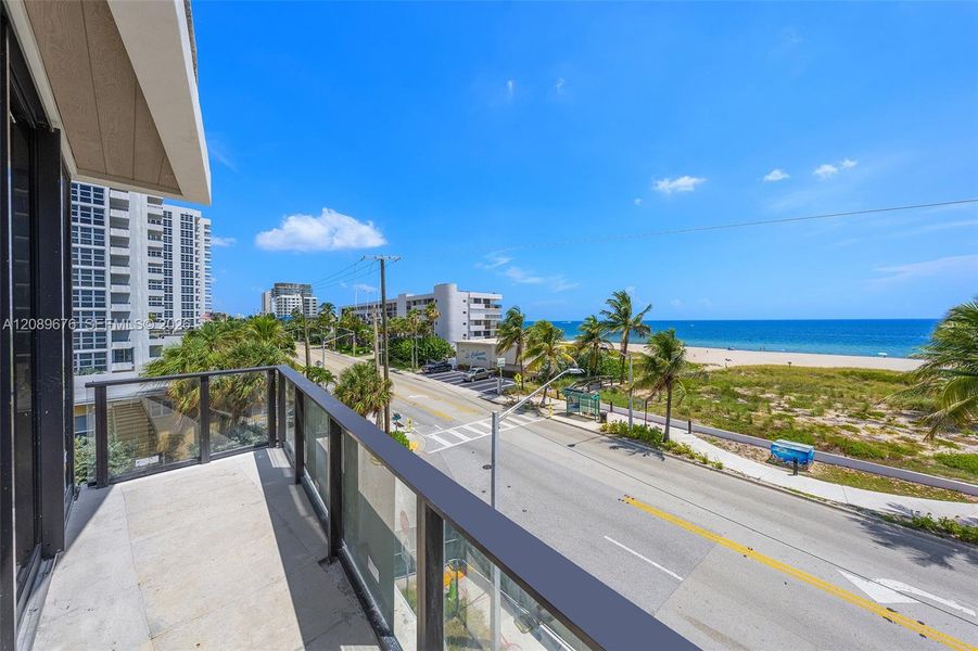 Balcony, looking north along North Ocean Boulevard. Balcony, looking north along North Ocean Boulevard.