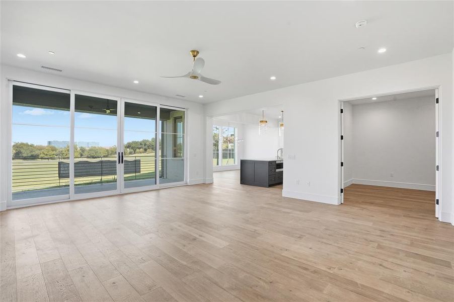 Villa Six #12 with panoramic views of the 18th fairway